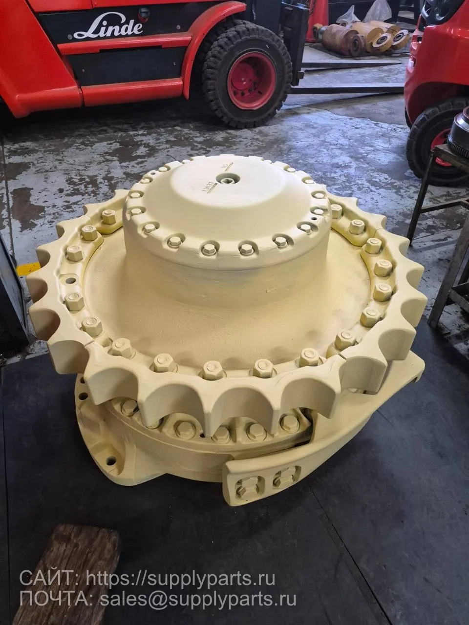 Бортовые редукторы Komatsu PC375-5 перебранные