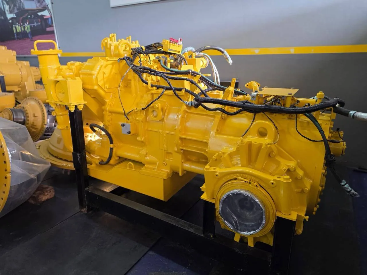 Трансмиссия Komatsu D375A-5 в сборе