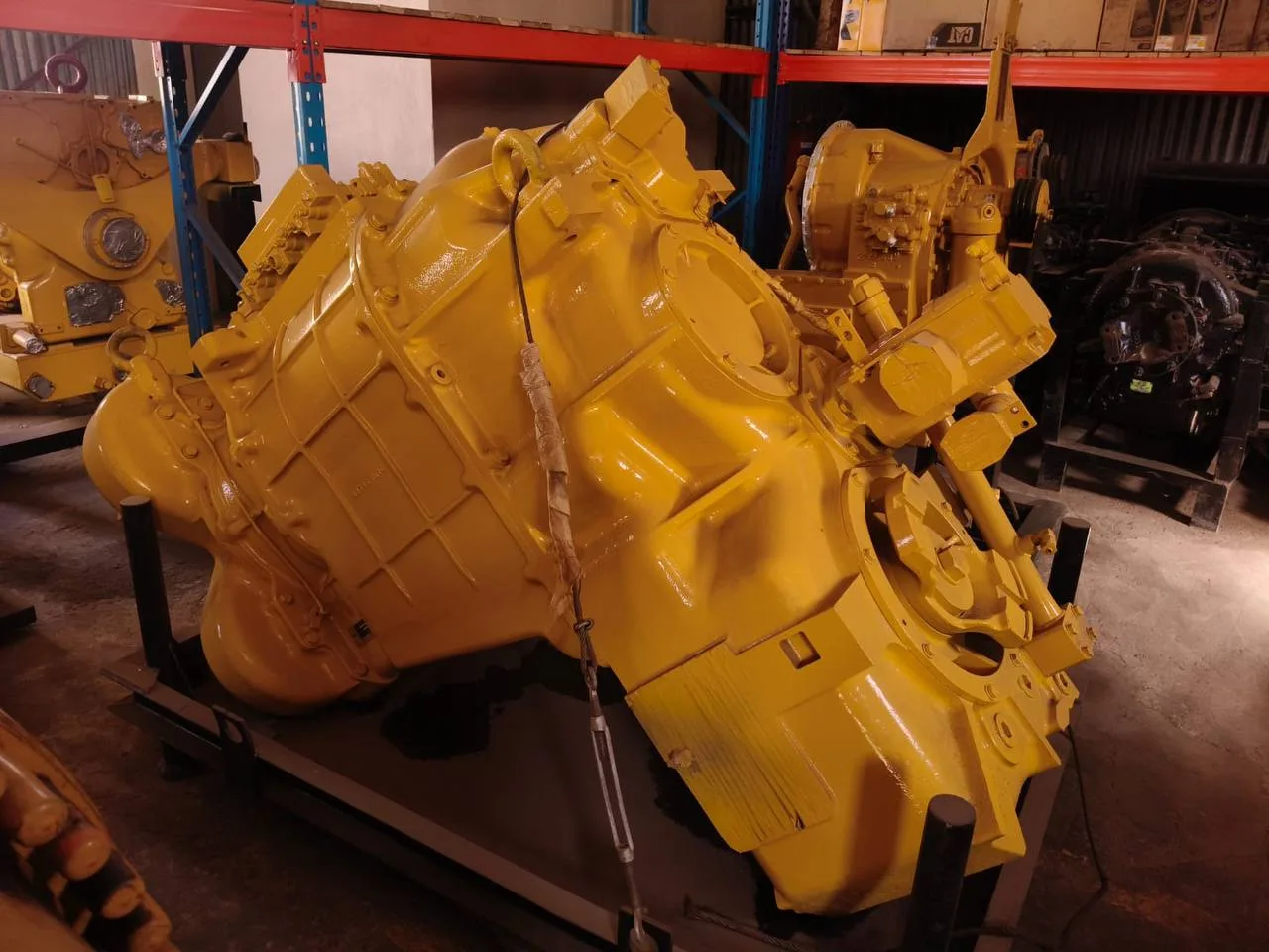 Трансмиссия Komatsu WA800-3 в сборе