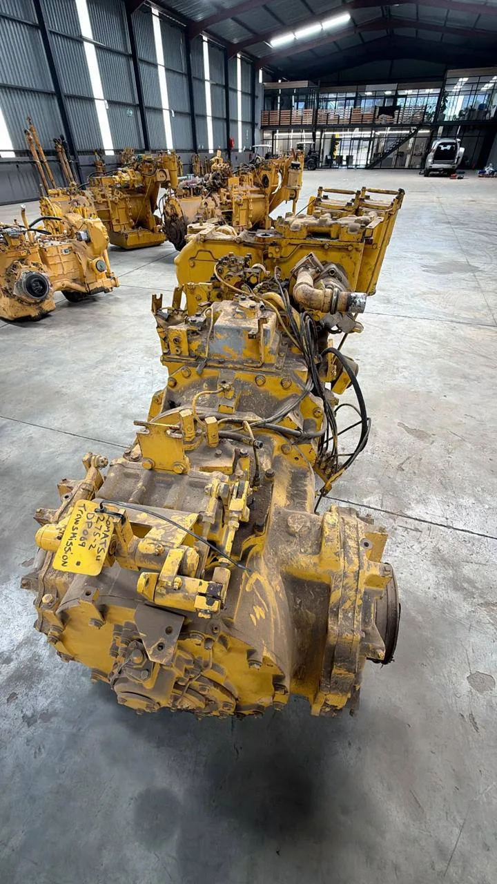 Трансмиссия Komatsu D275-2 б/у